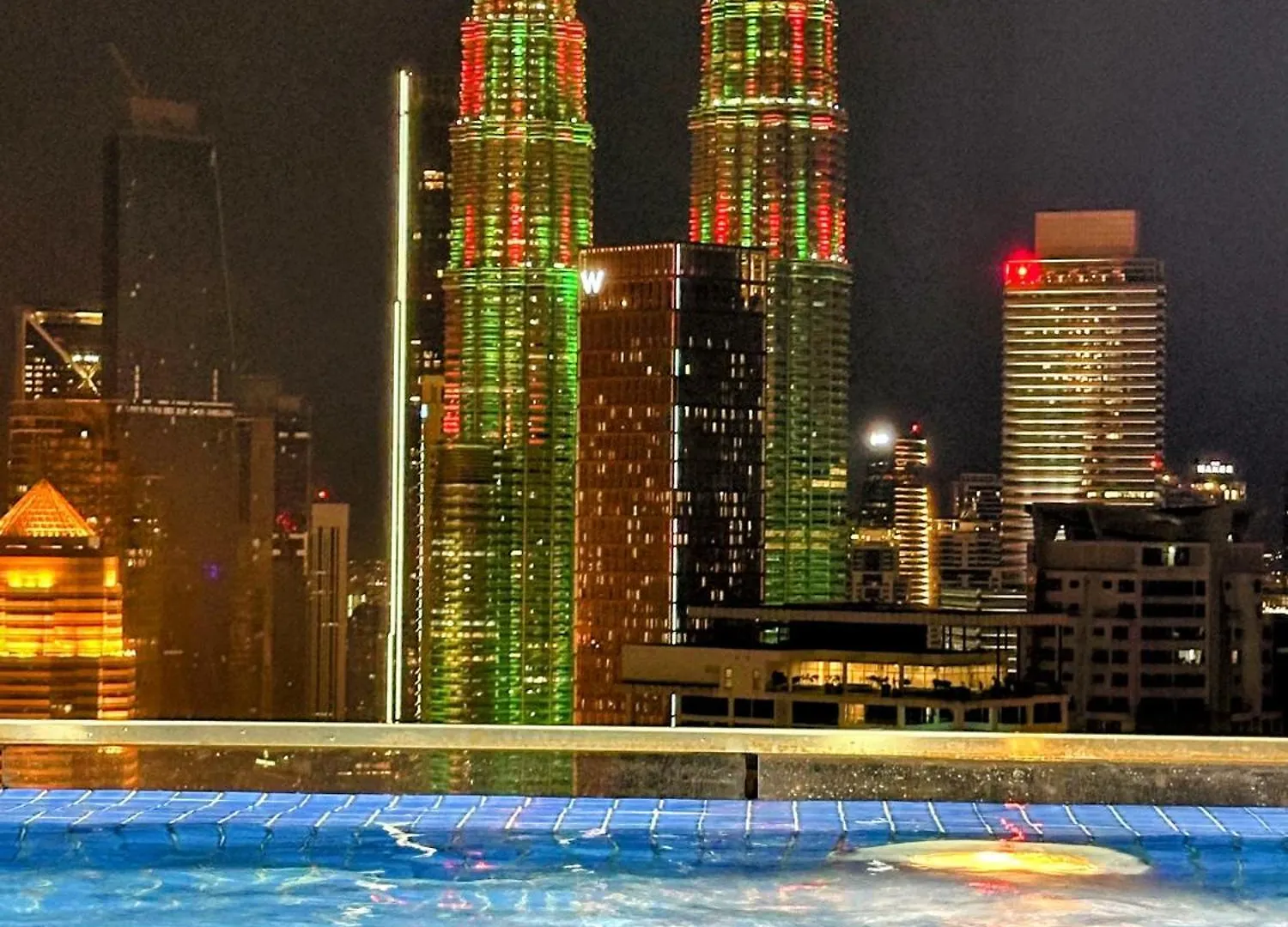 The Luxe Infinitum Klcc View At Kl City Kuala Lumpur